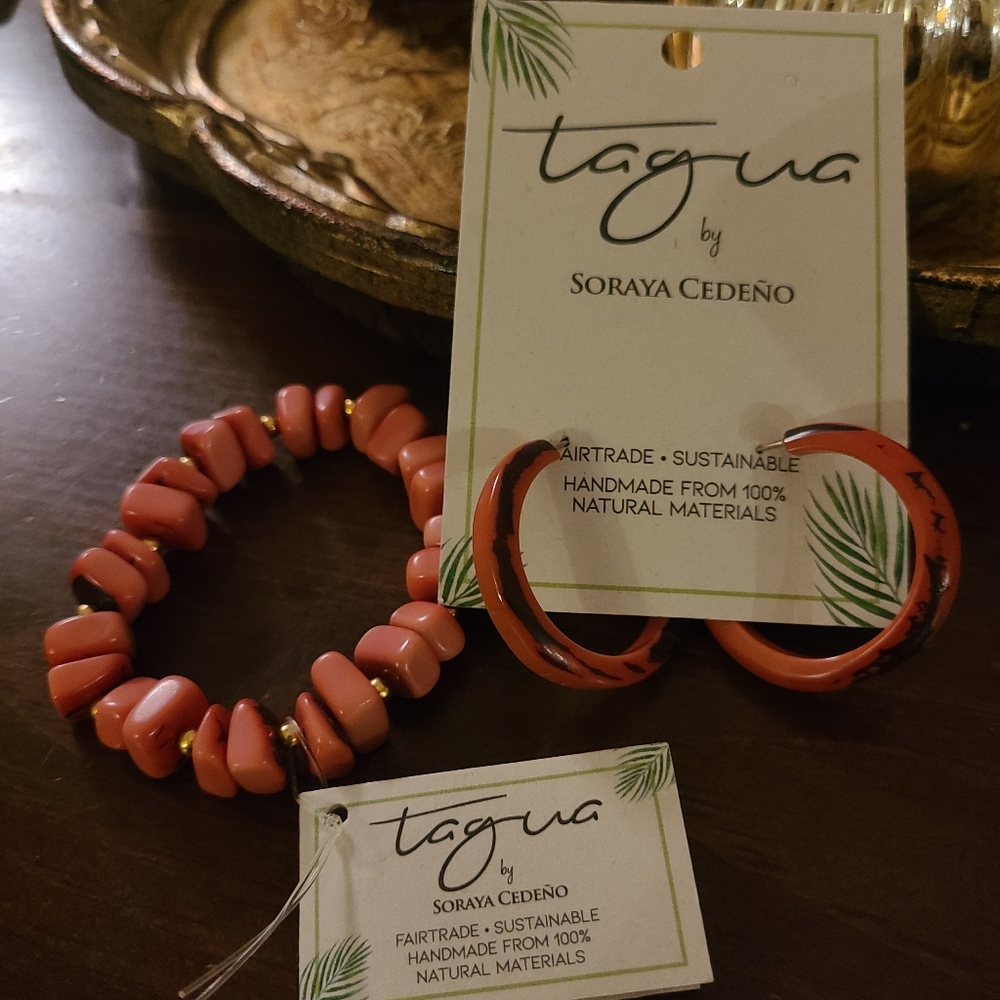 Fair Trade Tagua Nut Organic Bracelet & Earring Set Jewelry Coral Color New